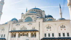 Büyük Çamlıca Camii